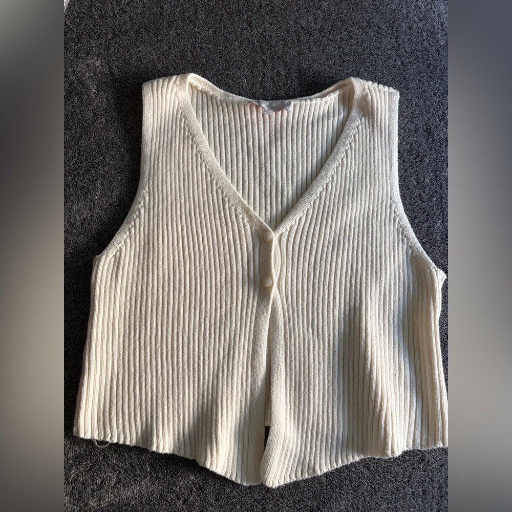 White Ribbed Top